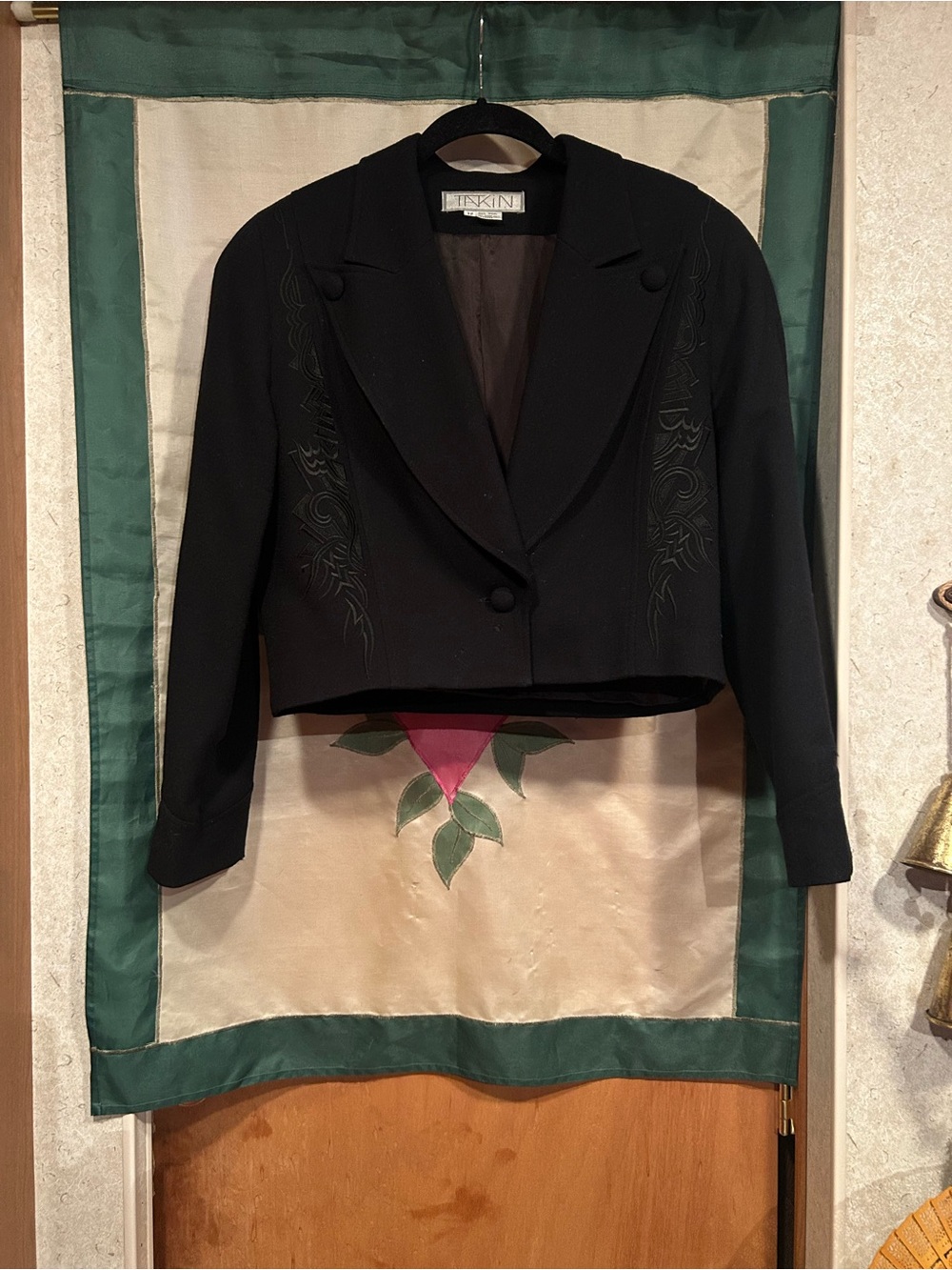 Black Cropped Blazer Jacket